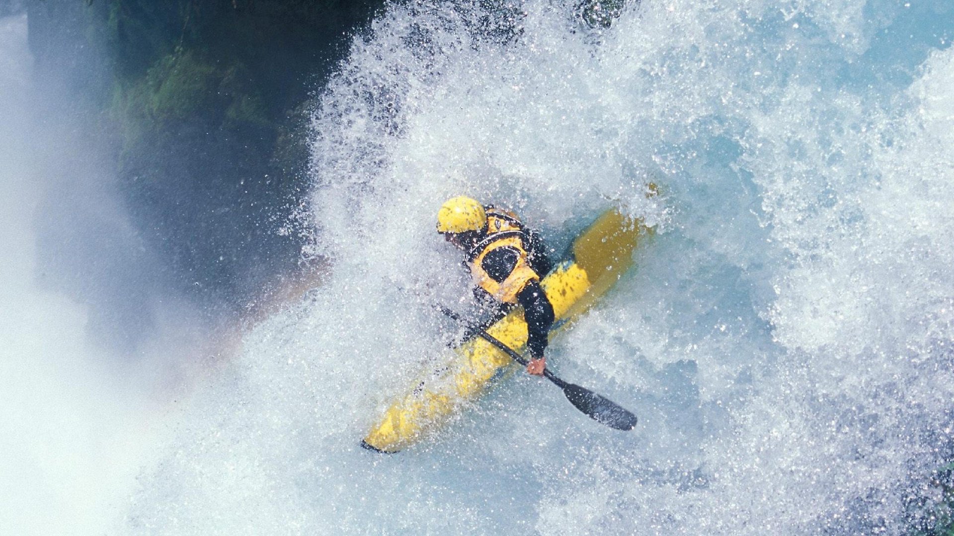 李恩：全黑队中场的“眼睛”，每一次传球都直指对方防线漏洞